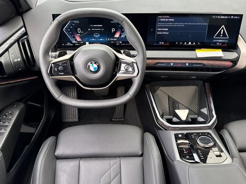 Used 2025 BMW X3 xDrive30i w/ Premium Package image 28