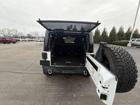 Used 2015 Jeep Wrangler Unlimited Sport w/ Quick Order Package 24S image 23