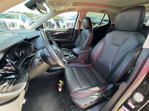 Certified 2023 Buick Envision Essence w/ Technology Package I image 33