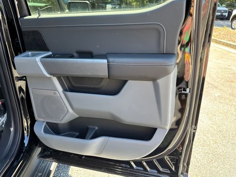 New 2025 Ford F150 Lightning Flash AWD/4WD image 17