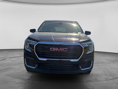 Used 2024 GMC Terrain SLE