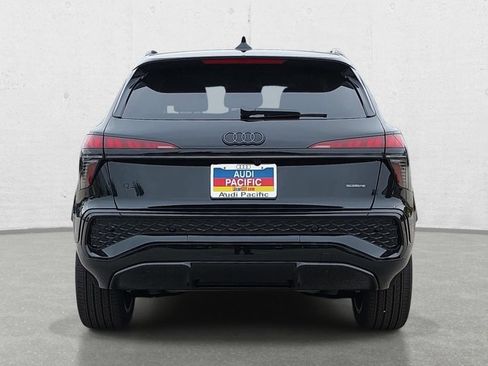 New 2026 Audi Q3 quattro 2.0T AWD/4WD image 6