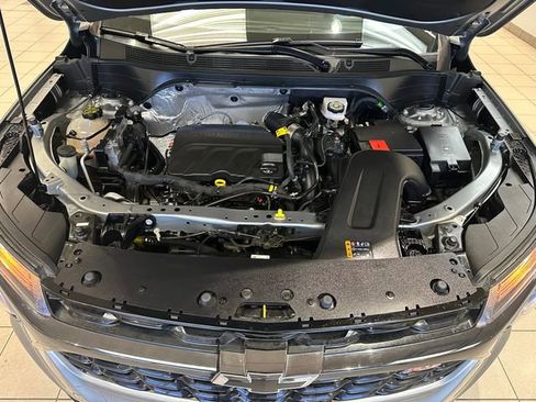 Used 2024 Chevrolet Trax RS image 21