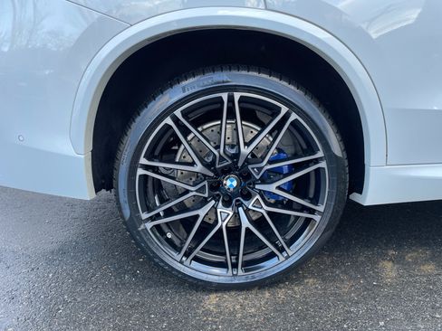 Used 2021 BMW X5 M w/ Competition Package AWD/4WD image 40
