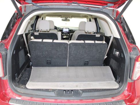 Used 2021 Ford Explorer Limited w/ Equipment Group 301A image 13