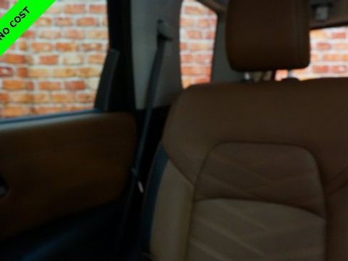 Used 2022 Nissan Pathfinder Platinum w/ Cargo Package image 59