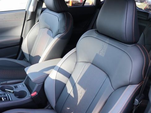 Used 2025 Subaru Crosstrek 2.5i Limited w/ Crosstrek Mirror Package image 25