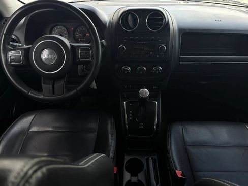 Used 2016 Jeep Patriot High Altitude FWD image 16