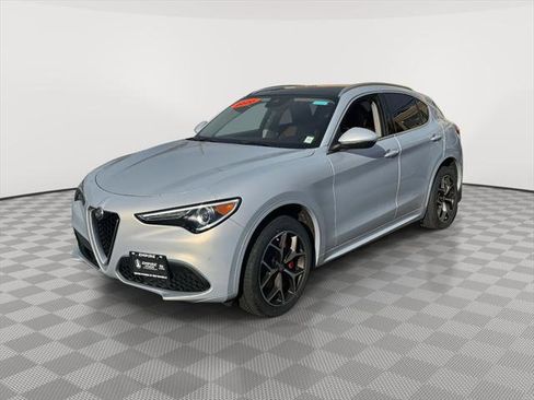 Used 2020 Alfa Romeo Stelvio Ti w/ Active Blind Spot Package image 3