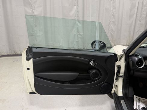 Used 2013 MINI Cooper Clubman FWD image 21