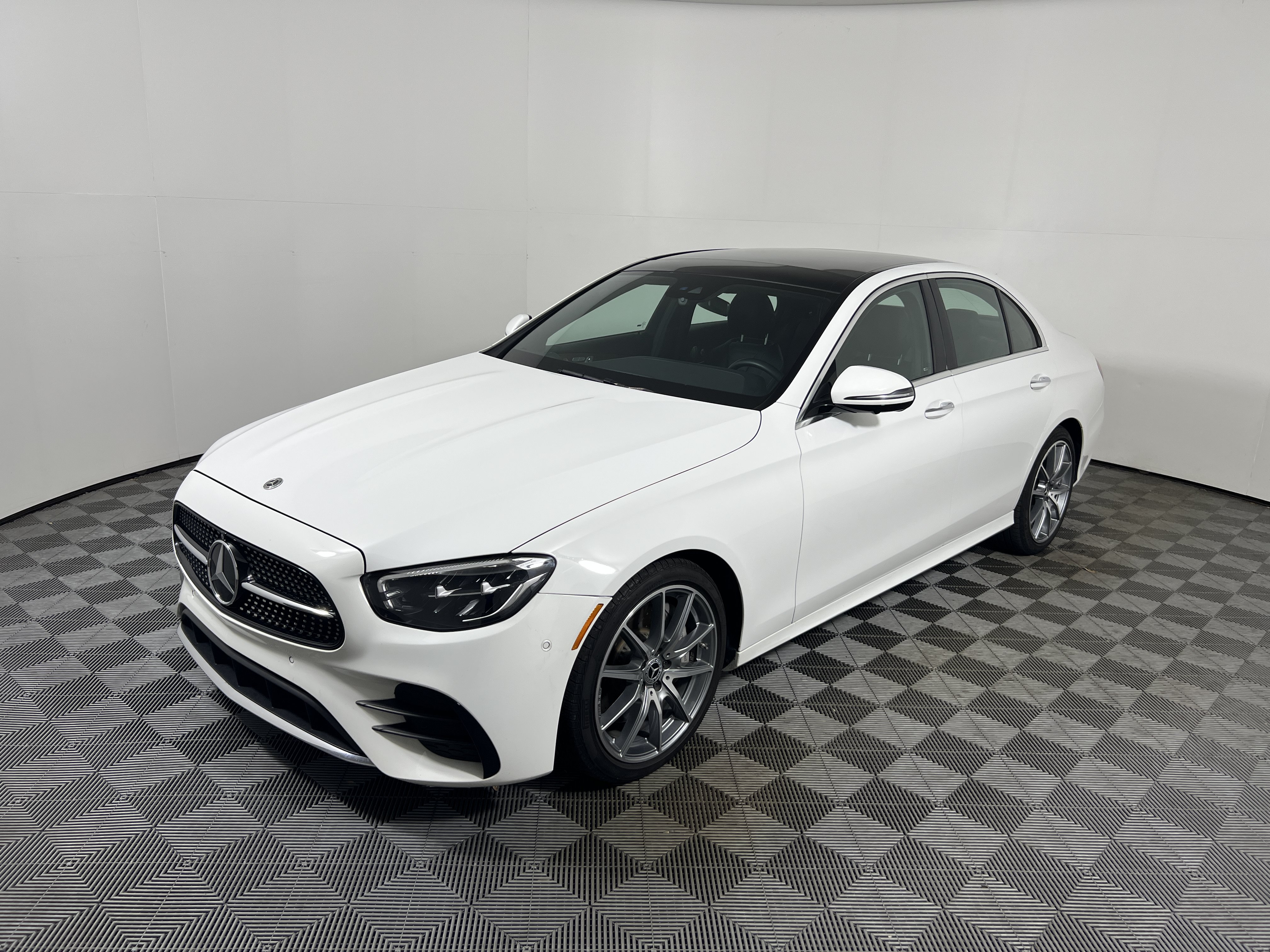 Certified 2022 Mercedes-Benz E 350 Sedan image 9