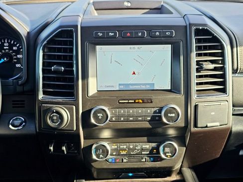 Used 2021 Ford Expedition Limited AWD/4WD image 38