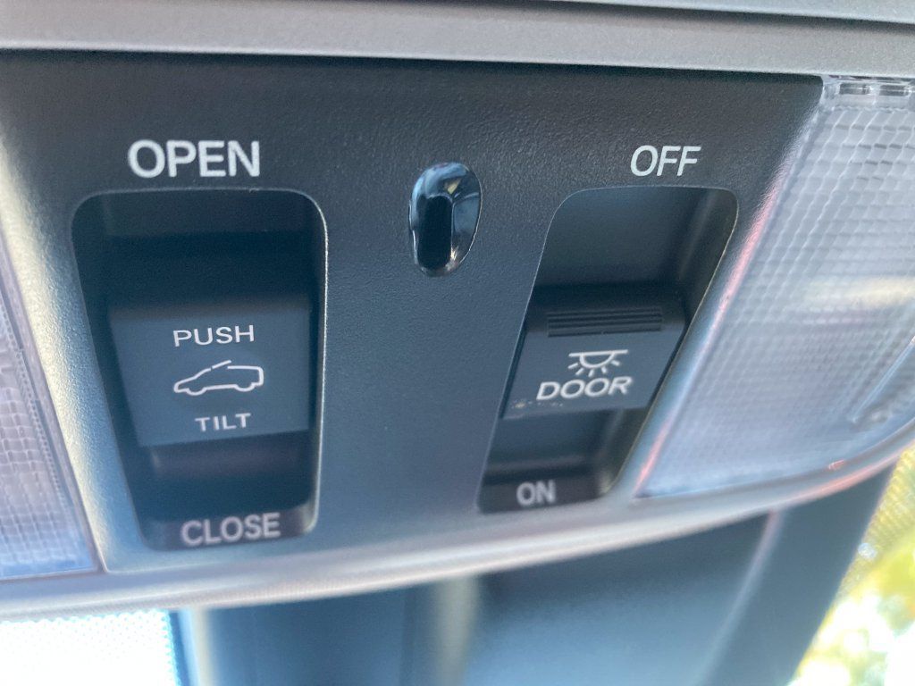 Used 2019 Honda Odyssey EX-L image 44