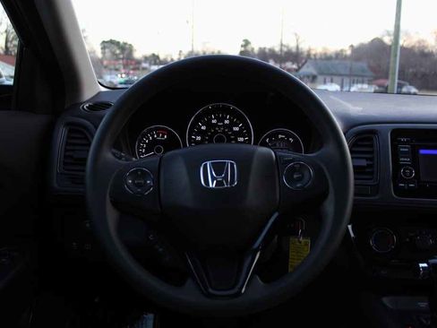 Used 2016 Honda HR-V LX image 15
