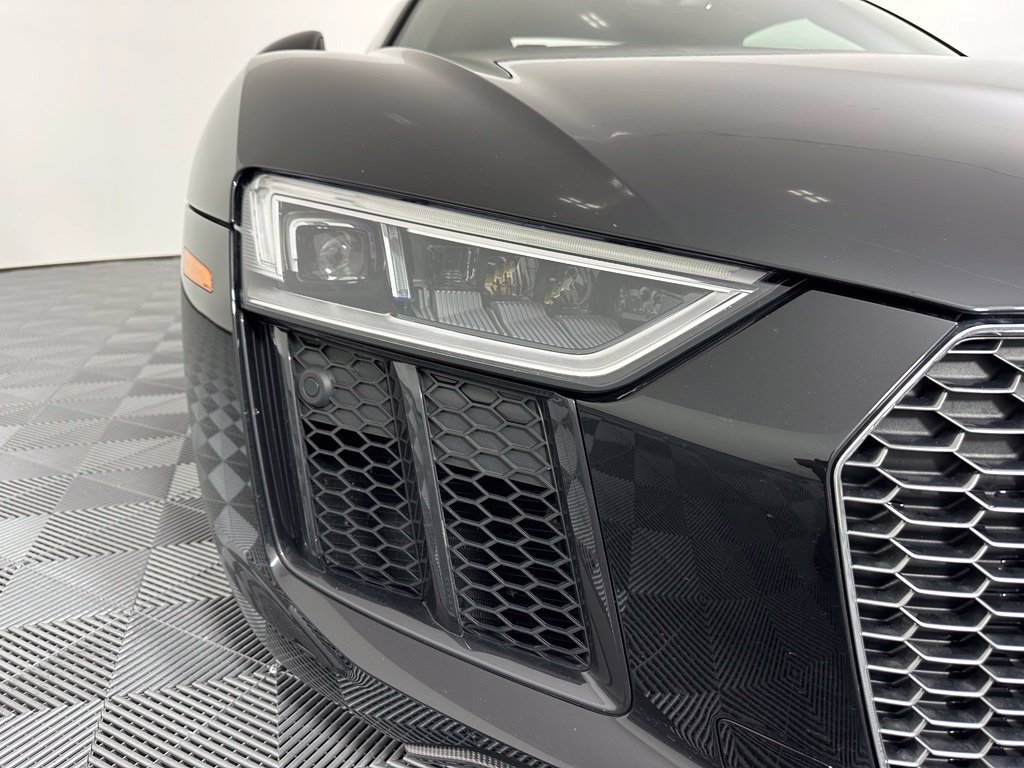 Used 2018 Audi R8 V10 plus AWD/4WD image 9