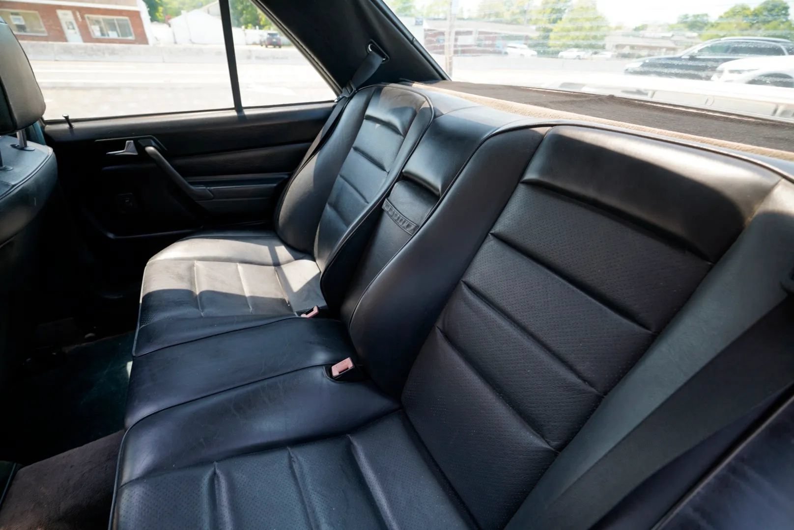 Used 1987 Mercedes-Benz 190 E 2.3-16 image 30