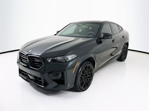 Used 2026 BMW X6 M Competition w/ Executive Package image 3