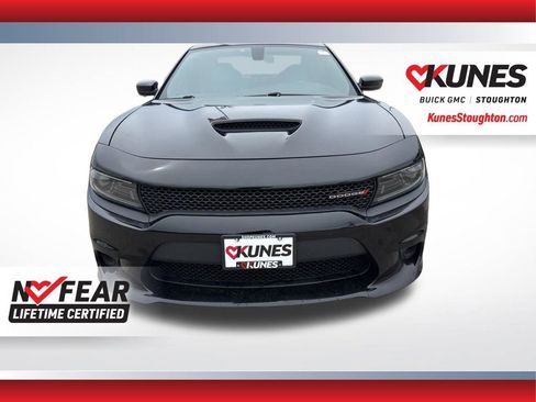 Used 2022 Dodge Charger R/T w/ Performance Handling Group image 5