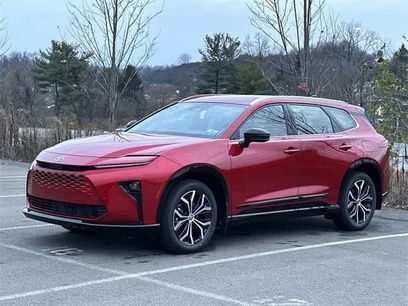 New 2025 Toyota Crown Signia