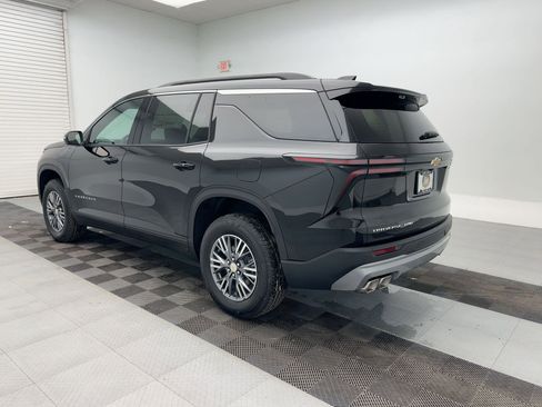 New 2026 Chevrolet Traverse LT image 3