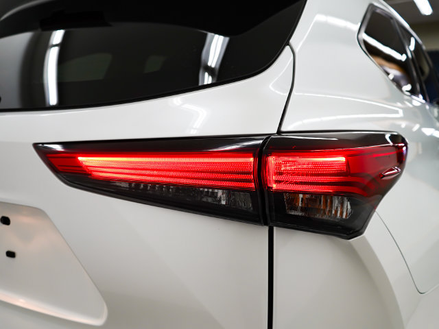 Used 2022 Toyota Highlander Limited AWD/4WD image 58