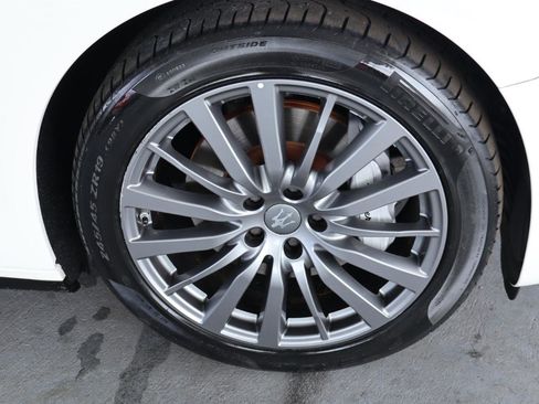 Used 2018 Maserati Ghibli image 41