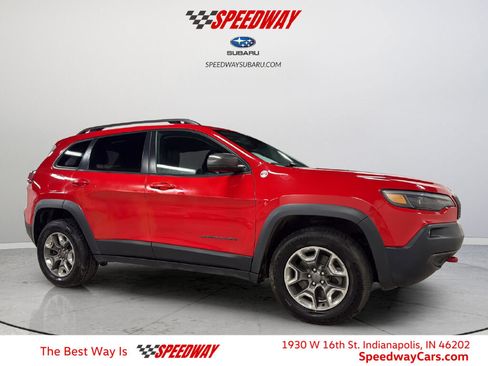 Used 2019 Jeep Cherokee Trailhawk AWD/4WD image 1