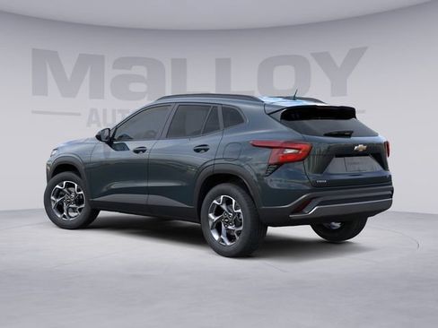 New 2026 Chevrolet Trax LT FWD image 4