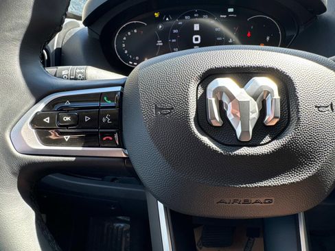 Used 2025 RAM ProMaster 2500 w/ Quick Order Package 22H SLT+ image 11