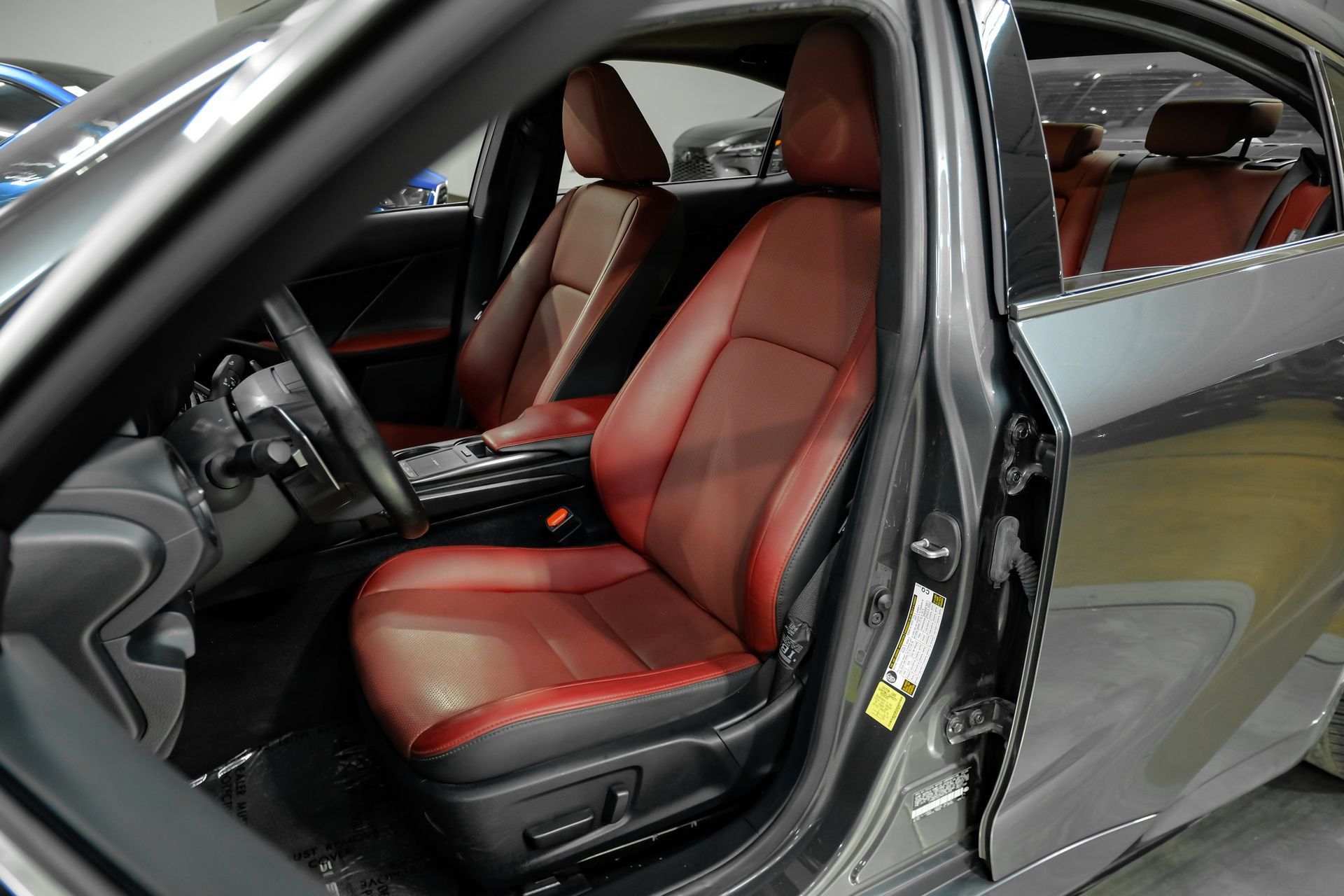 Used 2024 Lexus IS 300 F Sport RWD image 35