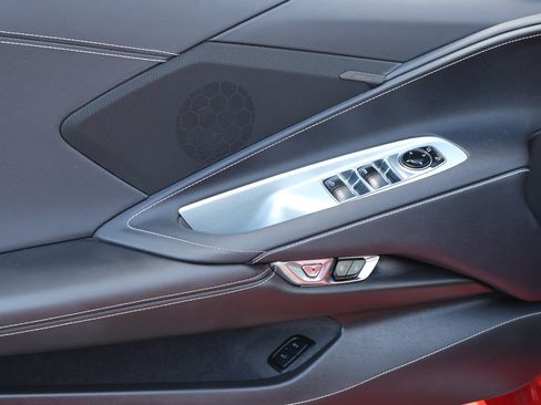 Used 2024 Chevrolet Corvette Stingray Convertible w/ 1LT image 15