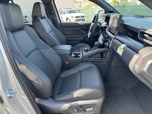 New 2026 Toyota 4Runner TRD Sport Premium AWD/4WD image 8