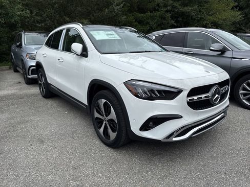 New 2026 Mercedes-Benz GLA 250 4MATIC image 2