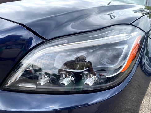 Used 2015 Mercedes-Benz CLS 400 4MATIC w/ Premium 2 Package image 18