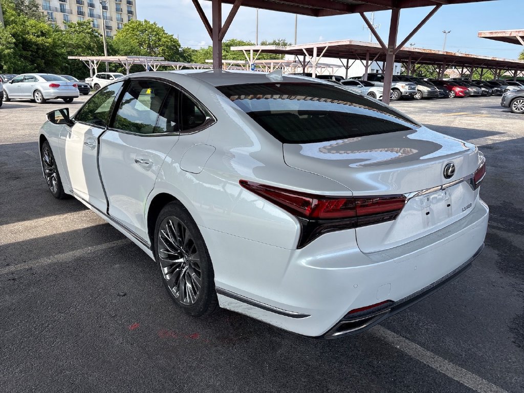 Used 2021 Lexus LS 500 w/ Interior Upgrade Package RWD image 6