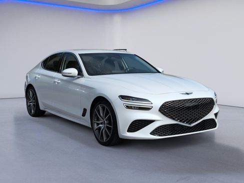 Used 2026 Genesis G70 2.5T RWD image 8