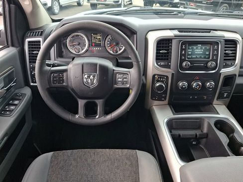 Used 2019 RAM 1500 Warlock AWD/4WD image 11