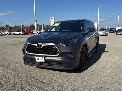 Certified 2022 Toyota Highlander L