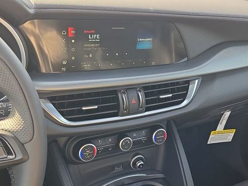 New 2026 Alfa Romeo Stelvio Sprint image 13