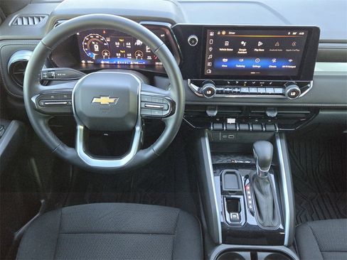 Used 2024 Chevrolet Colorado LT w/ LT Convenience Package II image 22