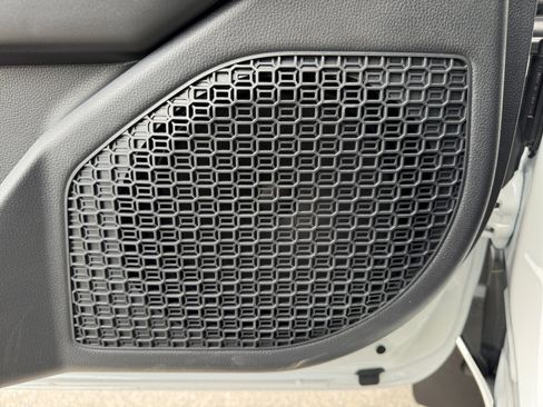 New 2025 Toyota Tacoma TRD Sport image 21