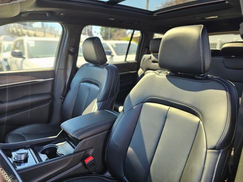 New 2026 Jeep Grand Cherokee L Limited image 21