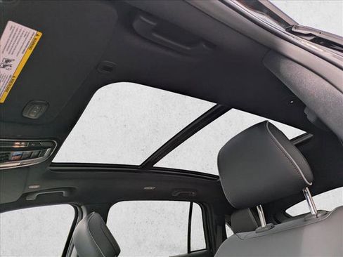 Used 2025 Jeep Wagoneer S Limited image 16