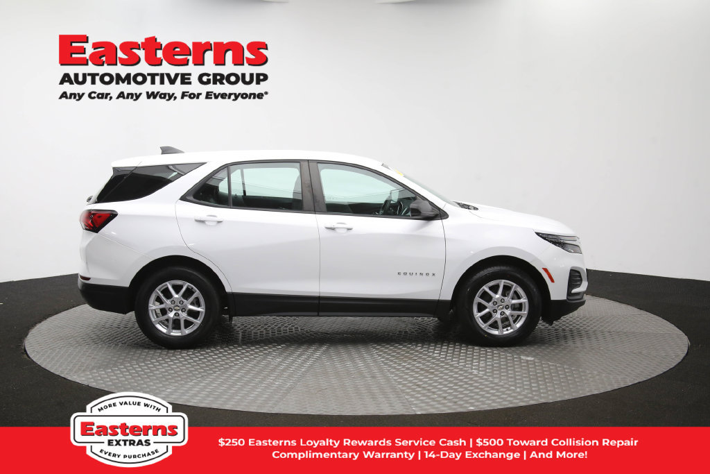 Used 2023 Chevrolet Equinox LS w/ Driver Confidence II Package FWD image 44