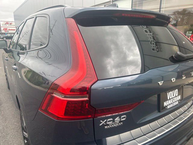 Used 2026 Volvo XC60 B5 Plus AWD/4WD image 10