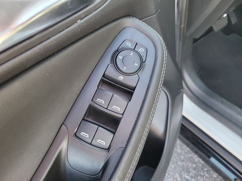 Used 2024 Buick Encore GX Sport Touring image 16