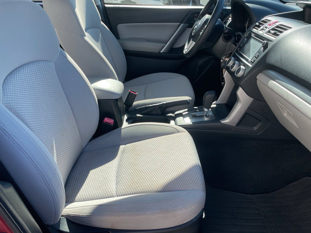 Used 2018 Subaru Forester 2.5i w/ Alloy Wheel Package AWD/4WD image 25
