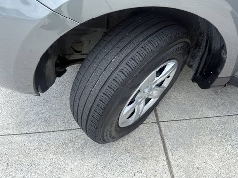 Used 2009 Hyundai Santa Fe GLS FWD image 25