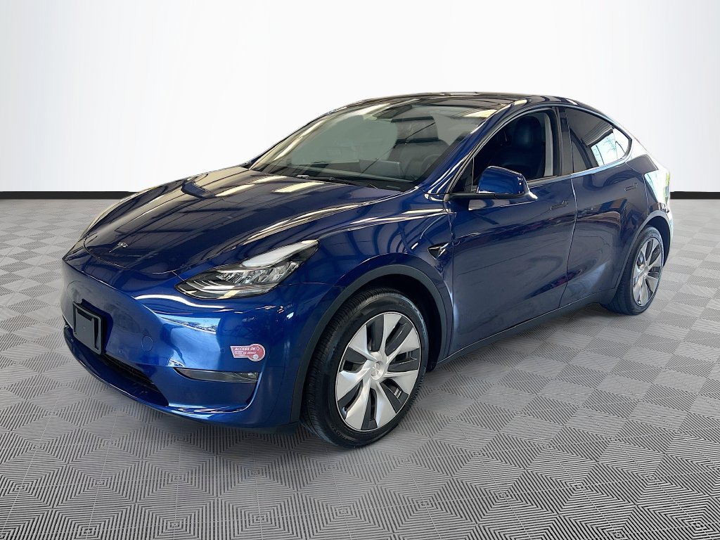 Used 2022 Tesla Model Y Long Range AWD/4WD image 3