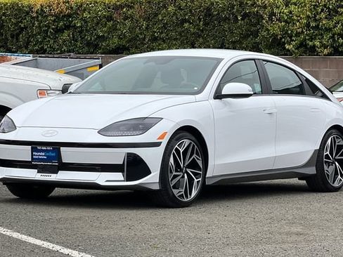 Used 2024 Hyundai Ioniq 6 SEL RWD image 10